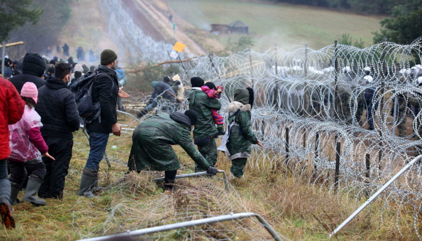 Appello alle azioni di solidarietà ai migranti sul confine polacco-bielorusso