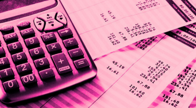 Fuori il computer dalla busta paga! La complessità fiscale come strumento di dominio